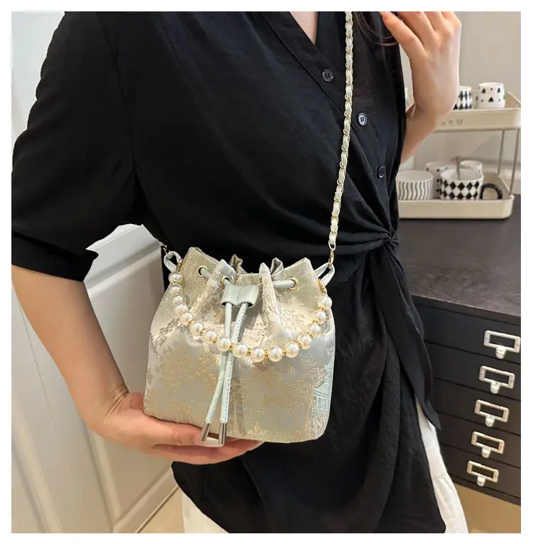 Women's Pearl Chain Bucket Bag Pink Lace — feature 12