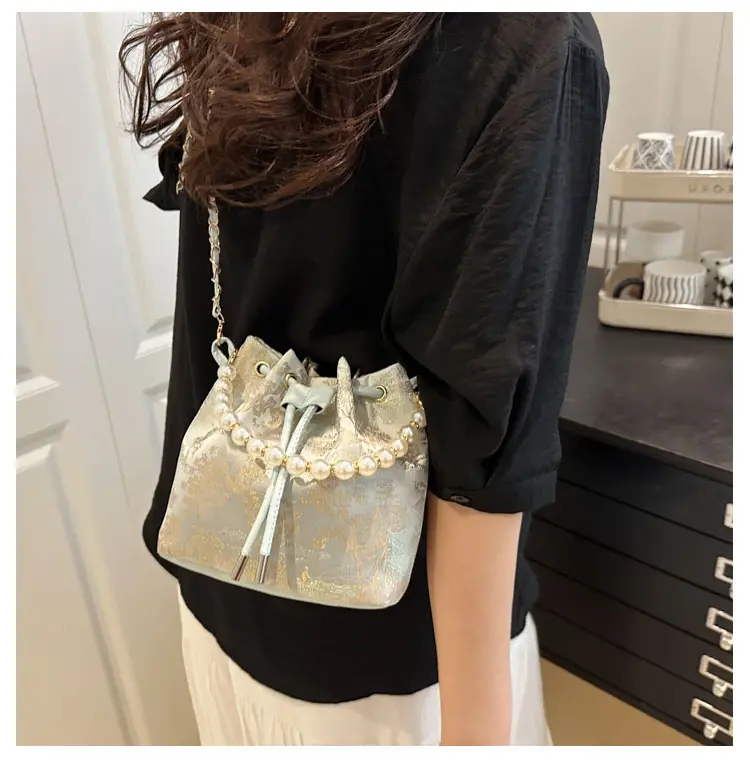 Women's Pearl Chain Bucket Bag Pink Lace — feature 14