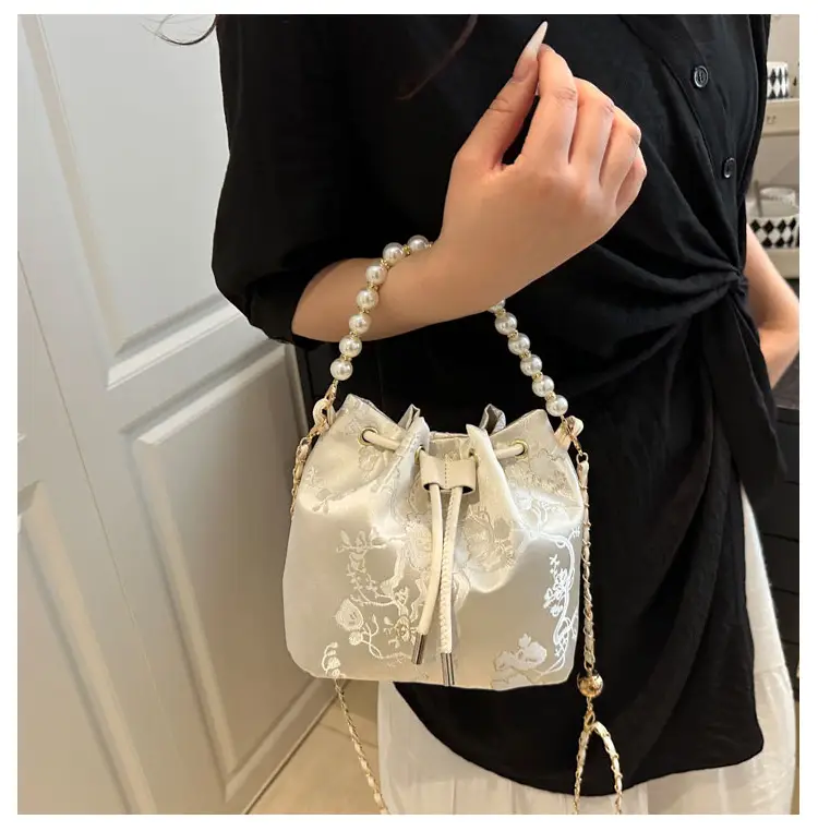 Women's Pearl Chain Bucket Bag Pink Lace — feature 18