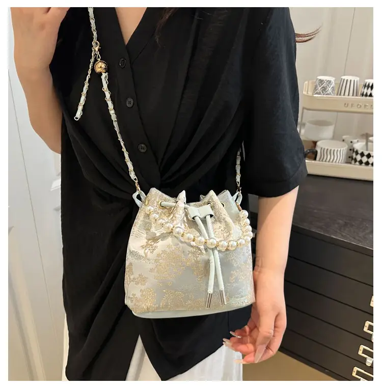 Women's Pearl Chain Bucket Bag Pink Lace — feature 9
