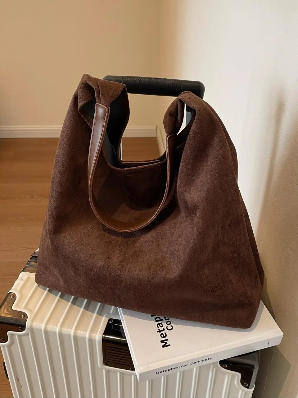 Retro Frosted Large Suede Bag Women 2026 - Image 8