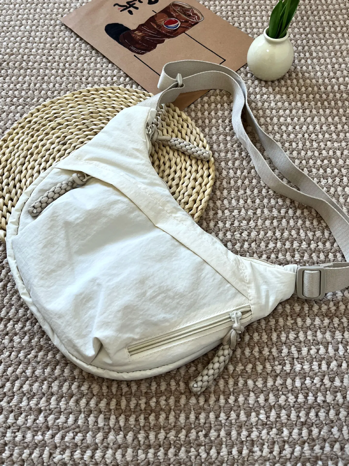 Nylon Crossbody Bag for Women Large Capacity Travel Bag — feature 20