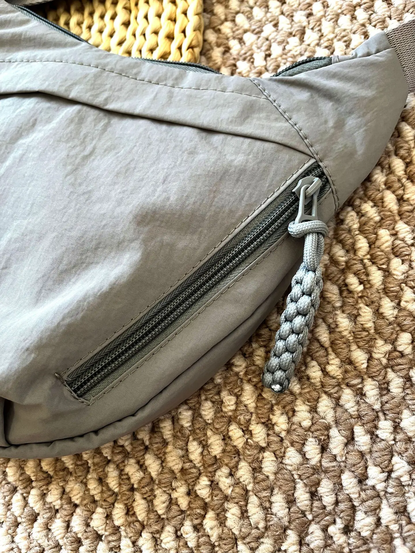 Nylon Crossbody Bag for Women Large Capacity Travel Bag — feature 22