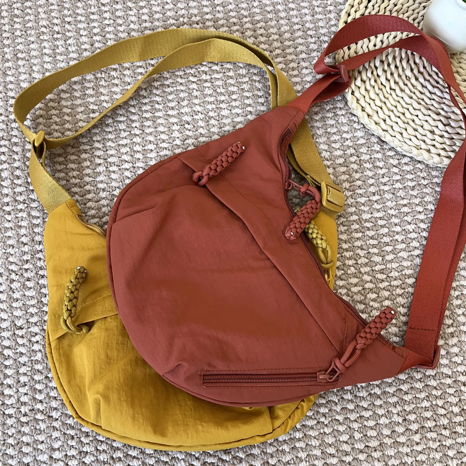 Nylon Crossbody Bag for Women Large Capacity Travel Bag — feature 7