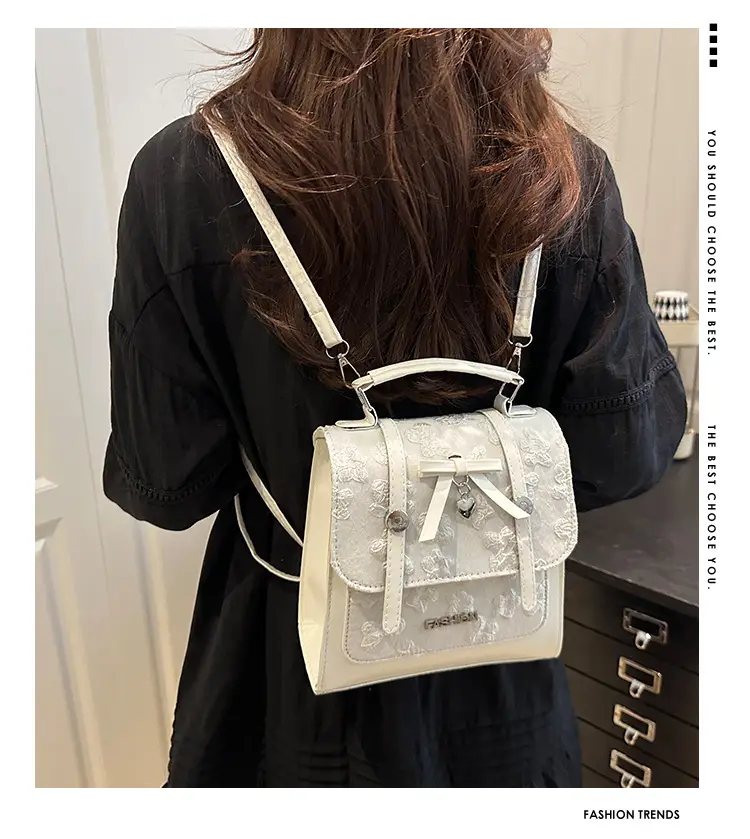Women's White Embroidered Shoulder Crossbody Bag 2025 — feature 1
