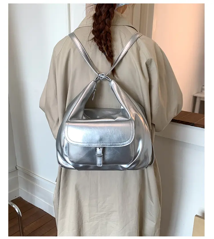 Women's White Leather Retro Tote Bag Large Capacity 2025 — feature 18