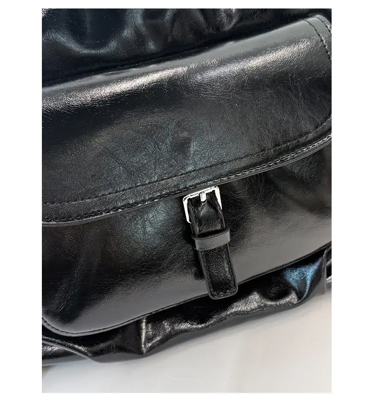 Women's White Leather Retro Tote Bag Large Capacity 2025 — feature 6