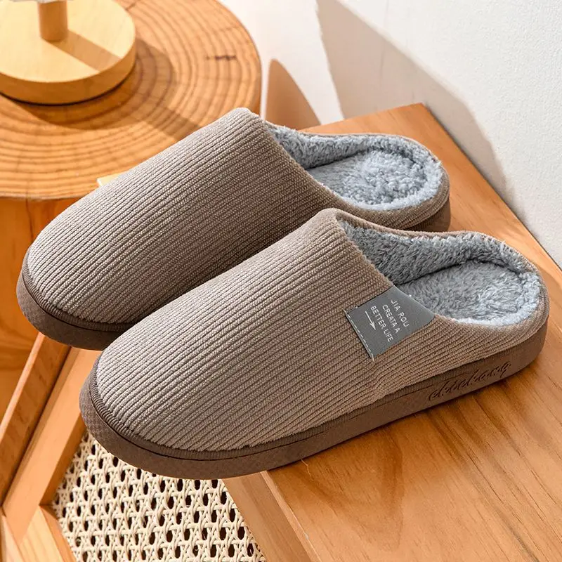 Manufacturer Cotton Slippers Wholesale Winter Women's Home Warm Confinement Shoes Home Cotton Slippers Couple Anti-Slip Slippers Men's Furry