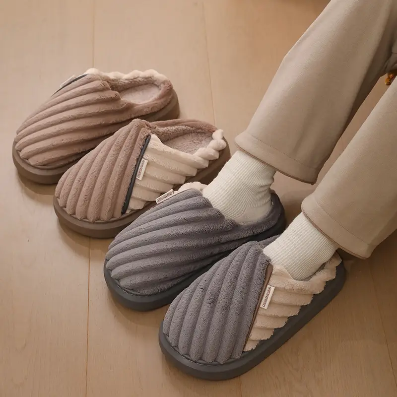 Men's Fleece Lined Winter Slippers Extra Large - Image 4