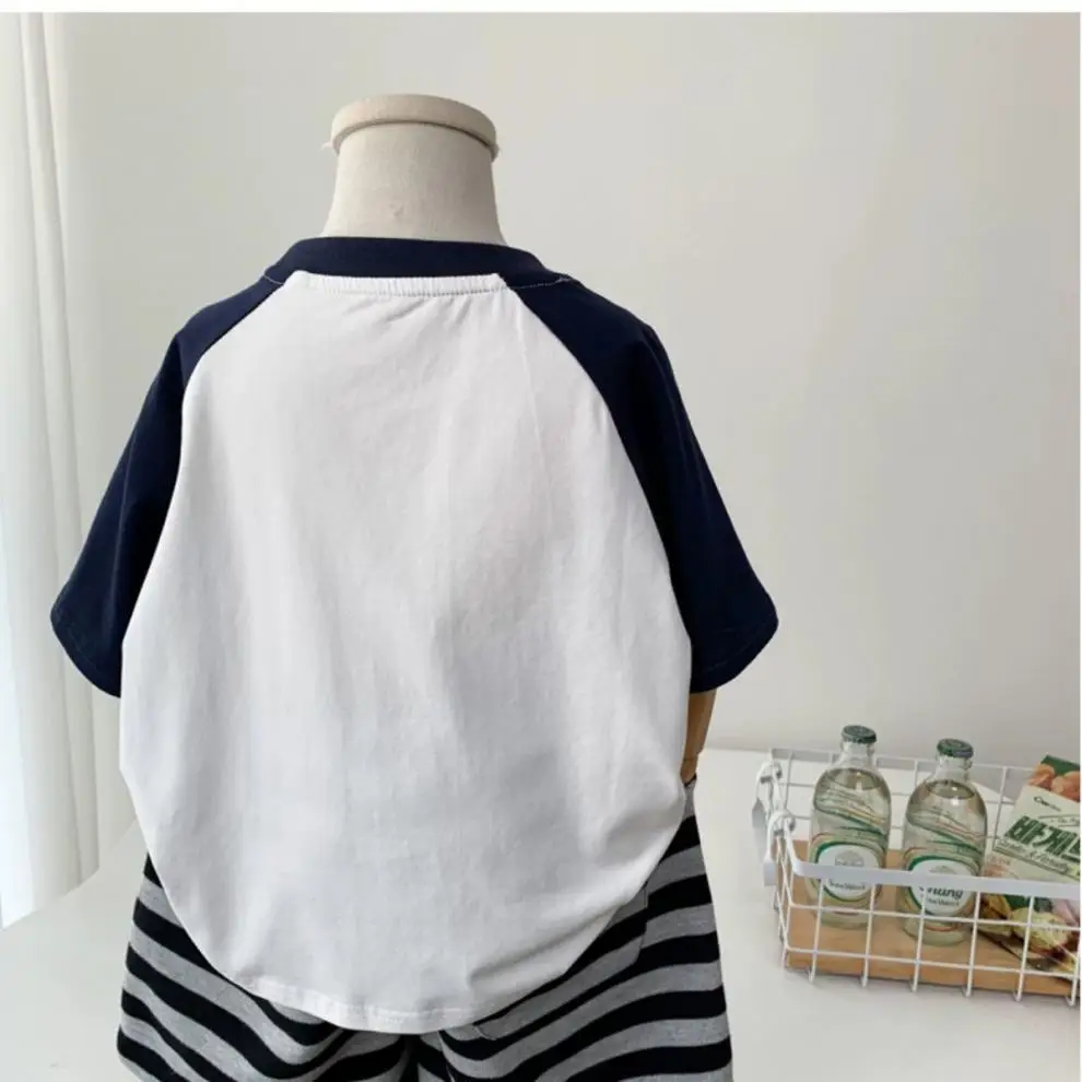 Boys Graphic T-Shirt Shorts Set White Blue Small Medium — feature 2