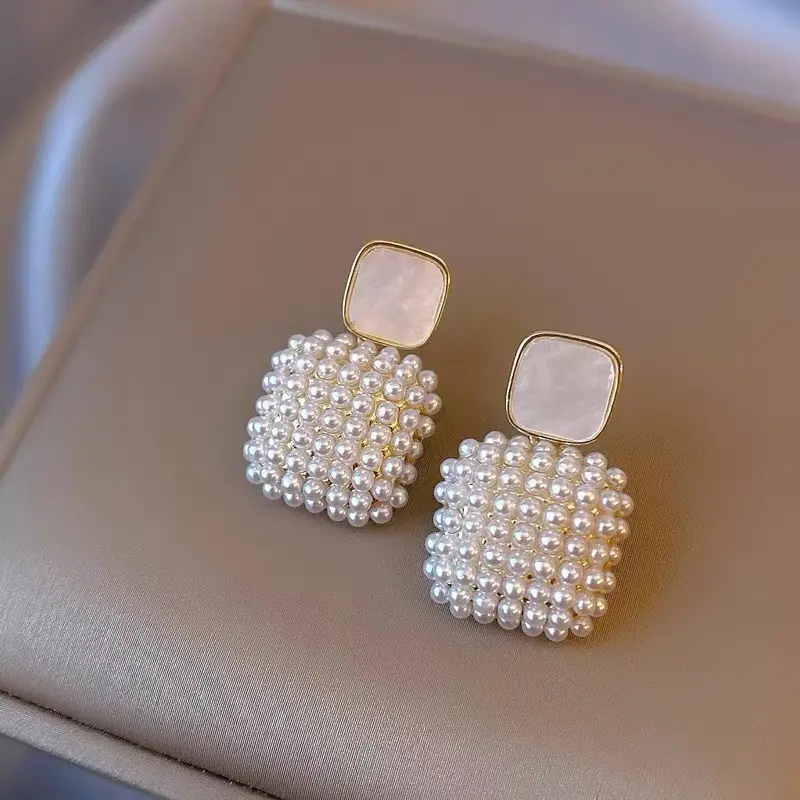 Retro Square Pearl Earrings for Women — feature 2