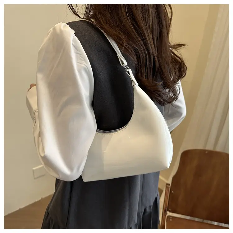 White French Niche Shoulder Bag for Women — feature 9