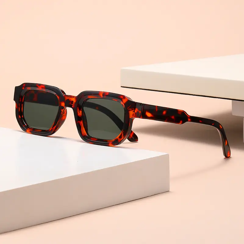 Women Square Sunglasses Transparent Gradient European