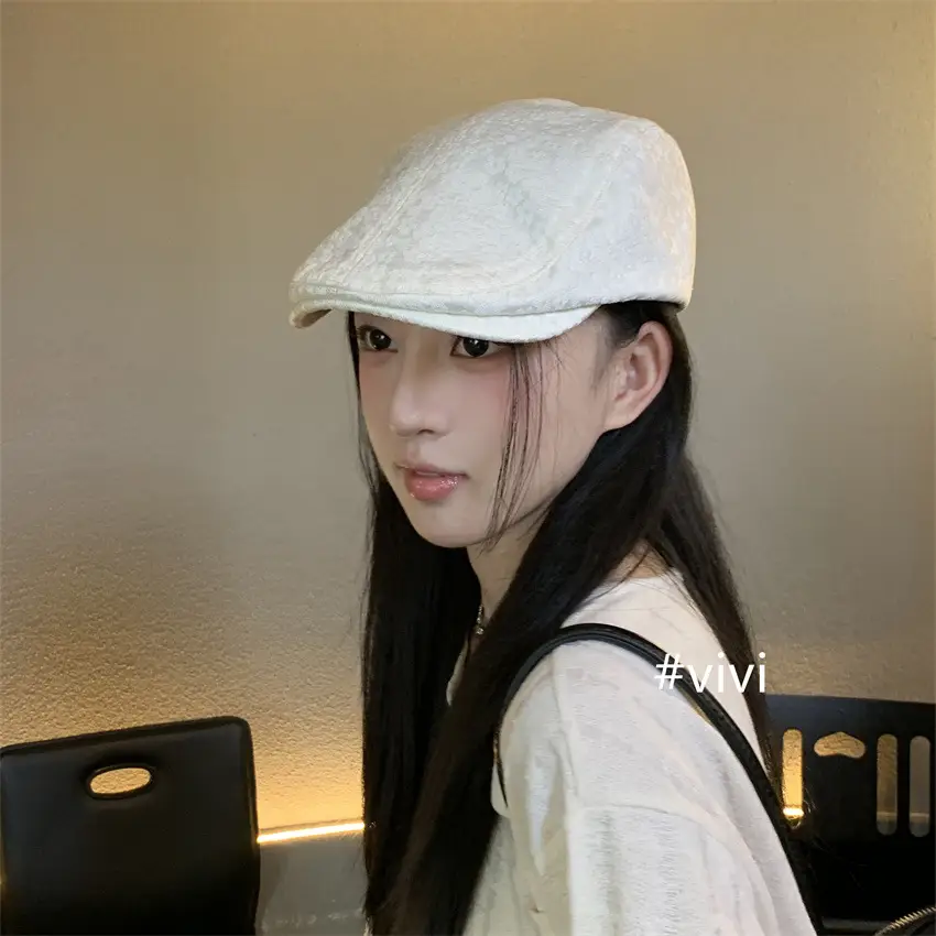 Women White Retro Baseball Cap Forward - Image 2