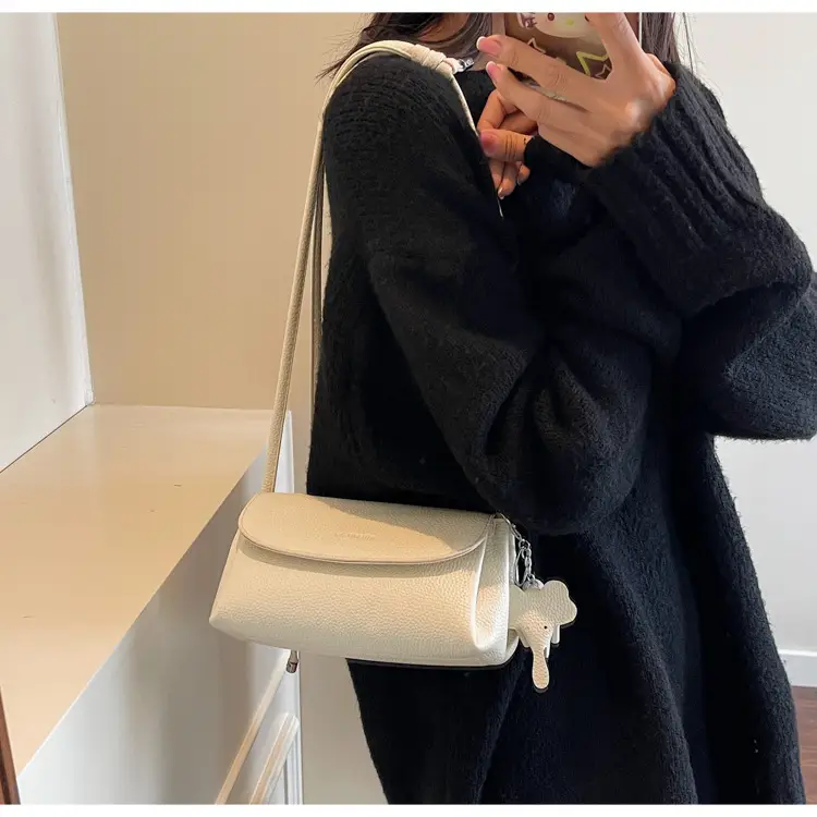 Trendy Soft Leather Underarm Bag for Women — feature 15