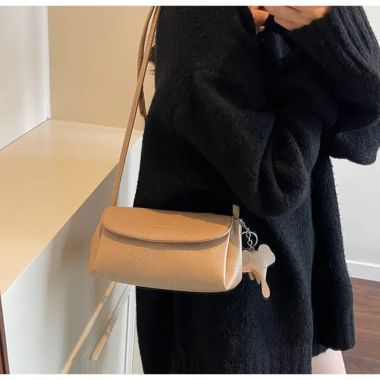 Trendy Soft Leather Underarm Bag for Women — feature 18