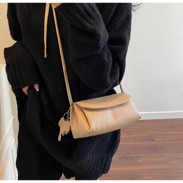 Trendy Soft Leather Underarm Bag for Women — feature 19