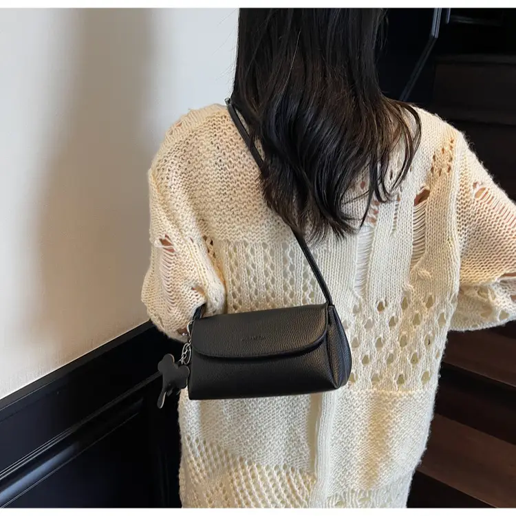 Trendy Soft Leather Underarm Bag for Women — feature 24