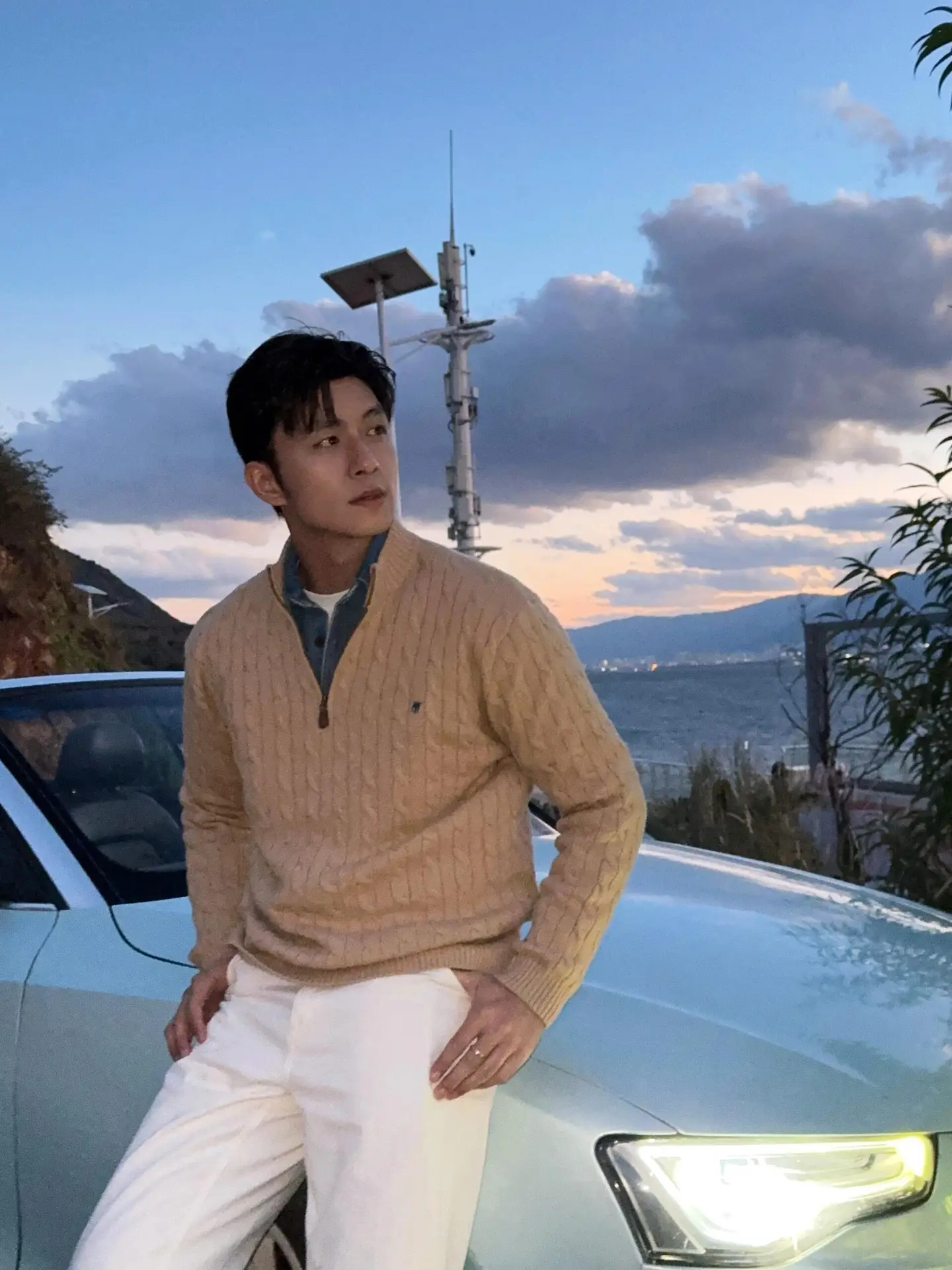 Men Knitted Pony Logo Sweater Beige Winter — feature 23