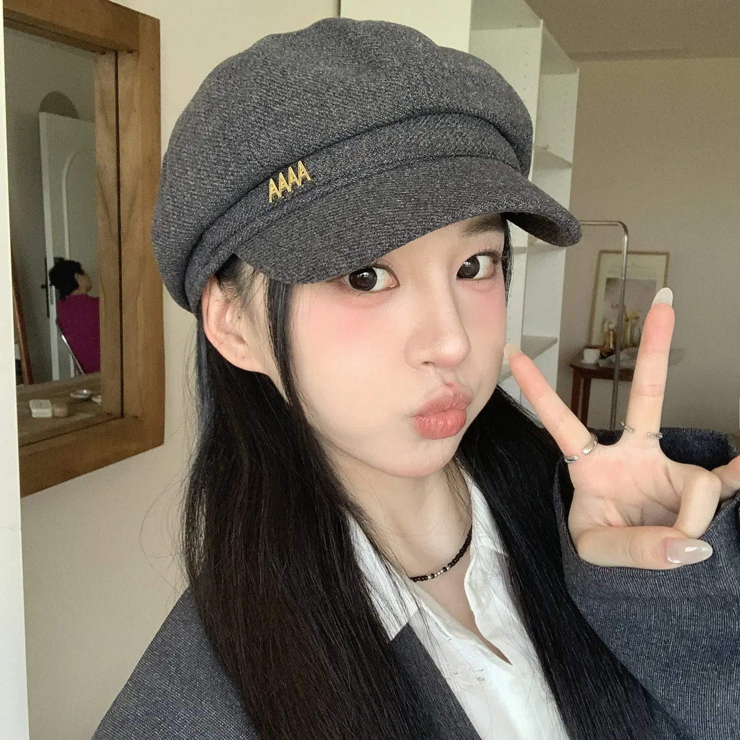 Women Duckbill Beret Brown New British Style — feature 1