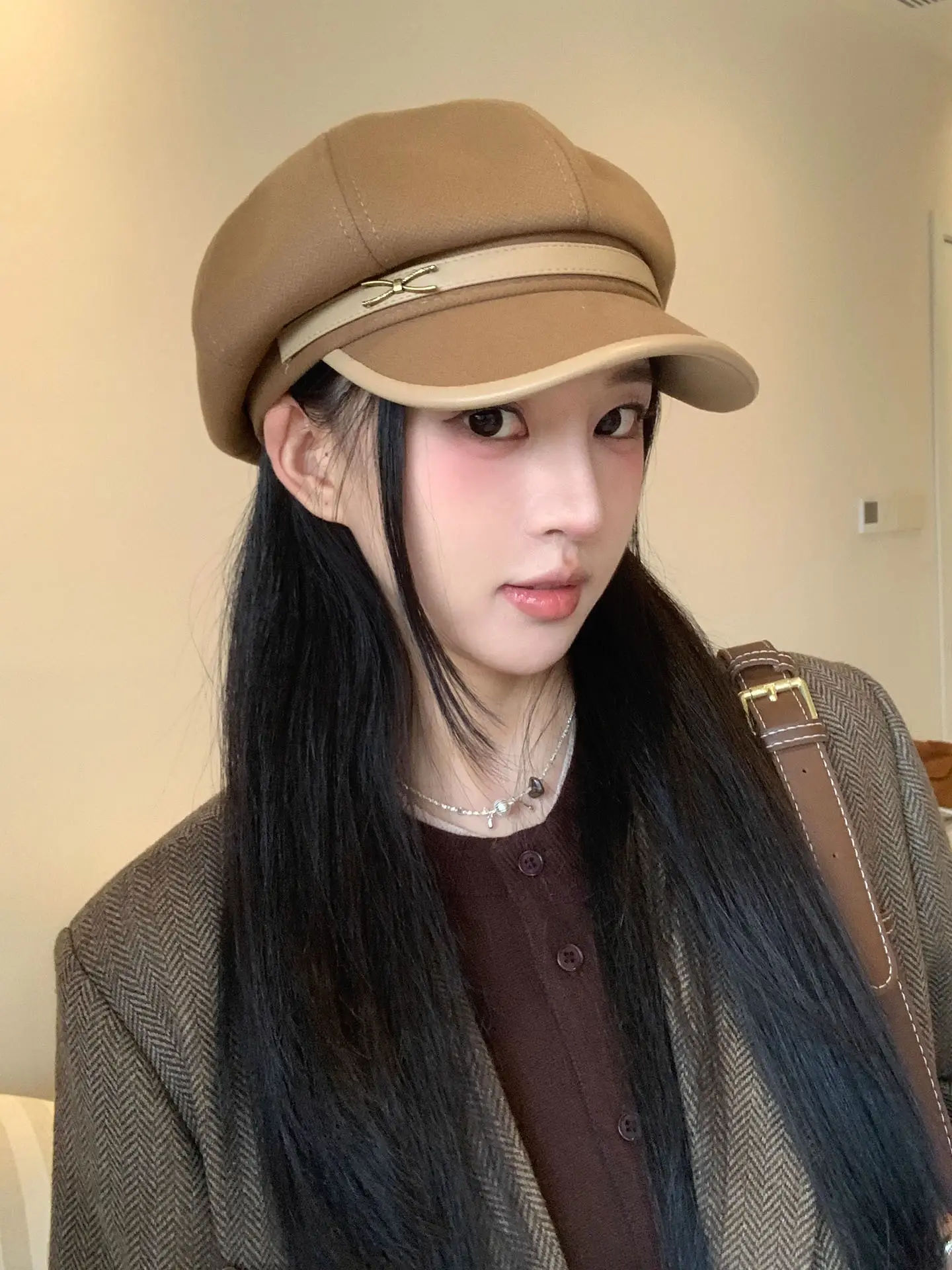 Korean Style Black Duck Tongue Hat for Women 2025 — feature 12