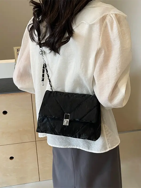 Trendy Women's Chain Shoulder Bag 2025 - Image 7