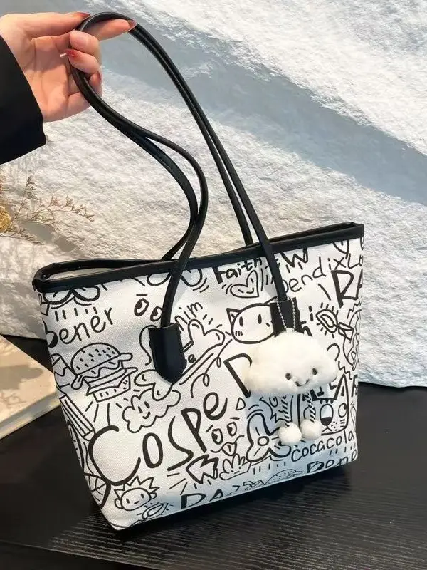 Fashionable Graffiti Shoulder Bag with Cute Bear Design - Image 8