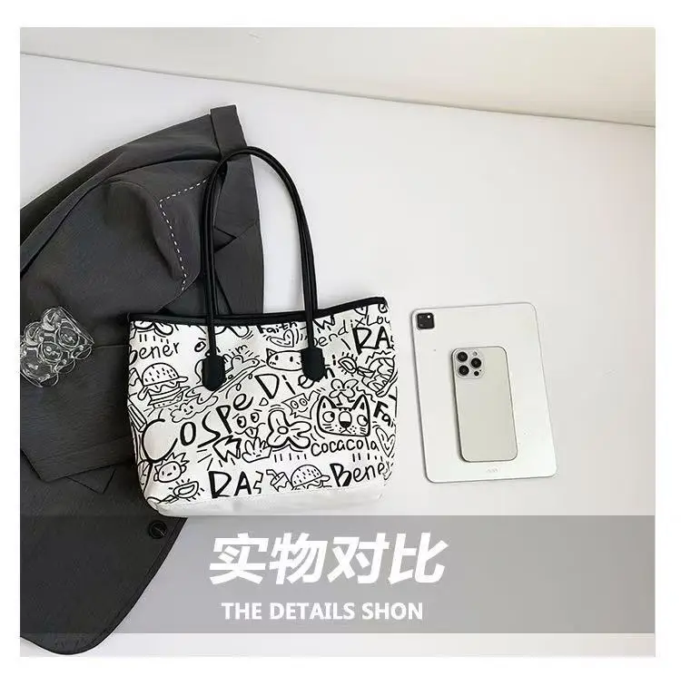 Fashionable Graffiti Shoulder Bag with Cute Bear Design — feature 18