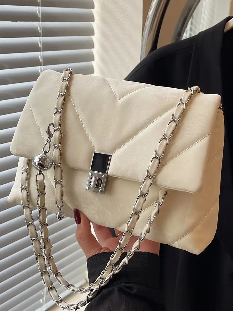 Trendy Chain Crossbody Bag for Women 2025 - Image 5