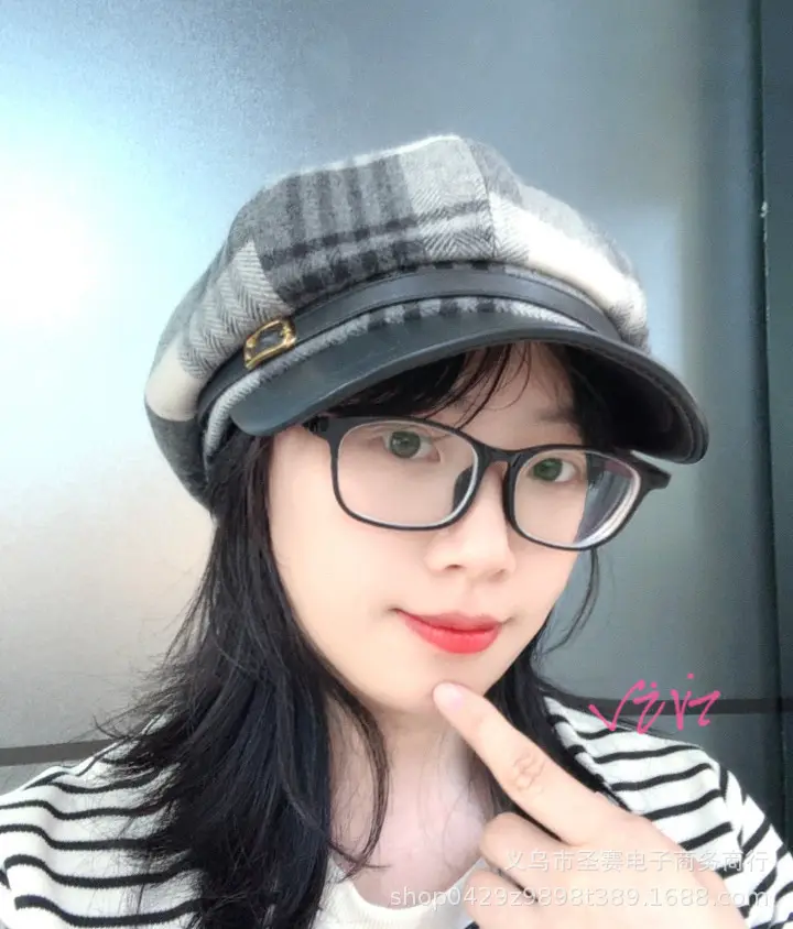 British Plaid Leather Brim Cap for Women Large — feature 7