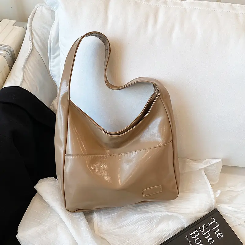Retro Chic Shoulder Bag Brown Leather Large Capacity - Image 3