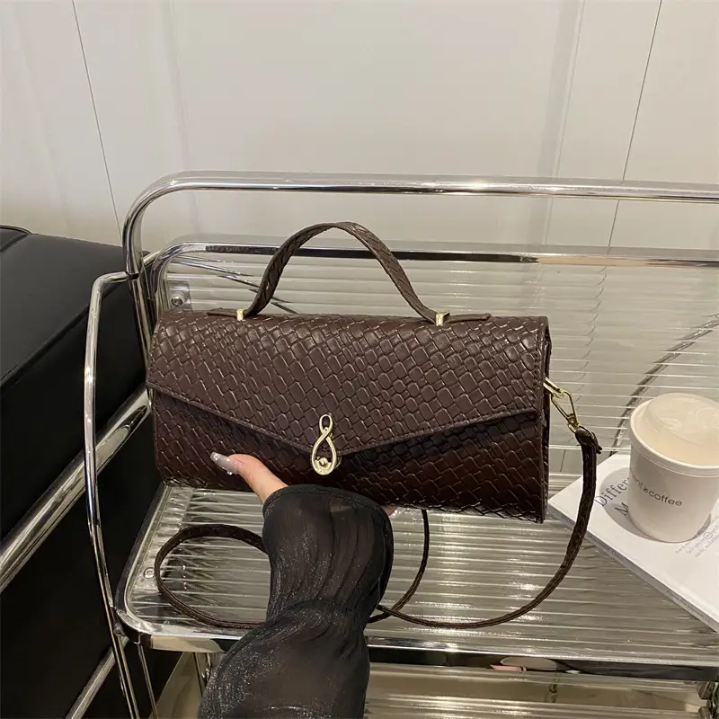 Women Woven Shoulder Bag 2025 Summer Black White Red - Image 6
