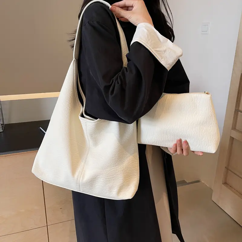 Large Capacity Women's Soft Leather Tote Bag 2025 - Image 5