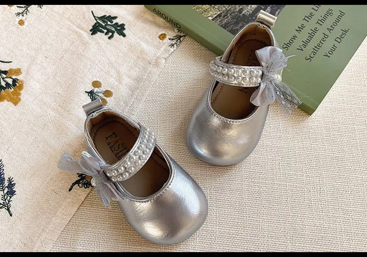 Baby Girl Small Leather Shoes 2025 New Japanese Style Style Bow Princess Square Mouth Flats Non-Slip Baby Soft Sole Toddler Shoes — feature 8