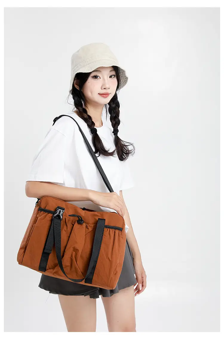 New Large-Capacity Travel Bag Women's Shoulder Commuting Portable Handbag Luggage Storage Bag Yoga Fitness Bag — feature 18
