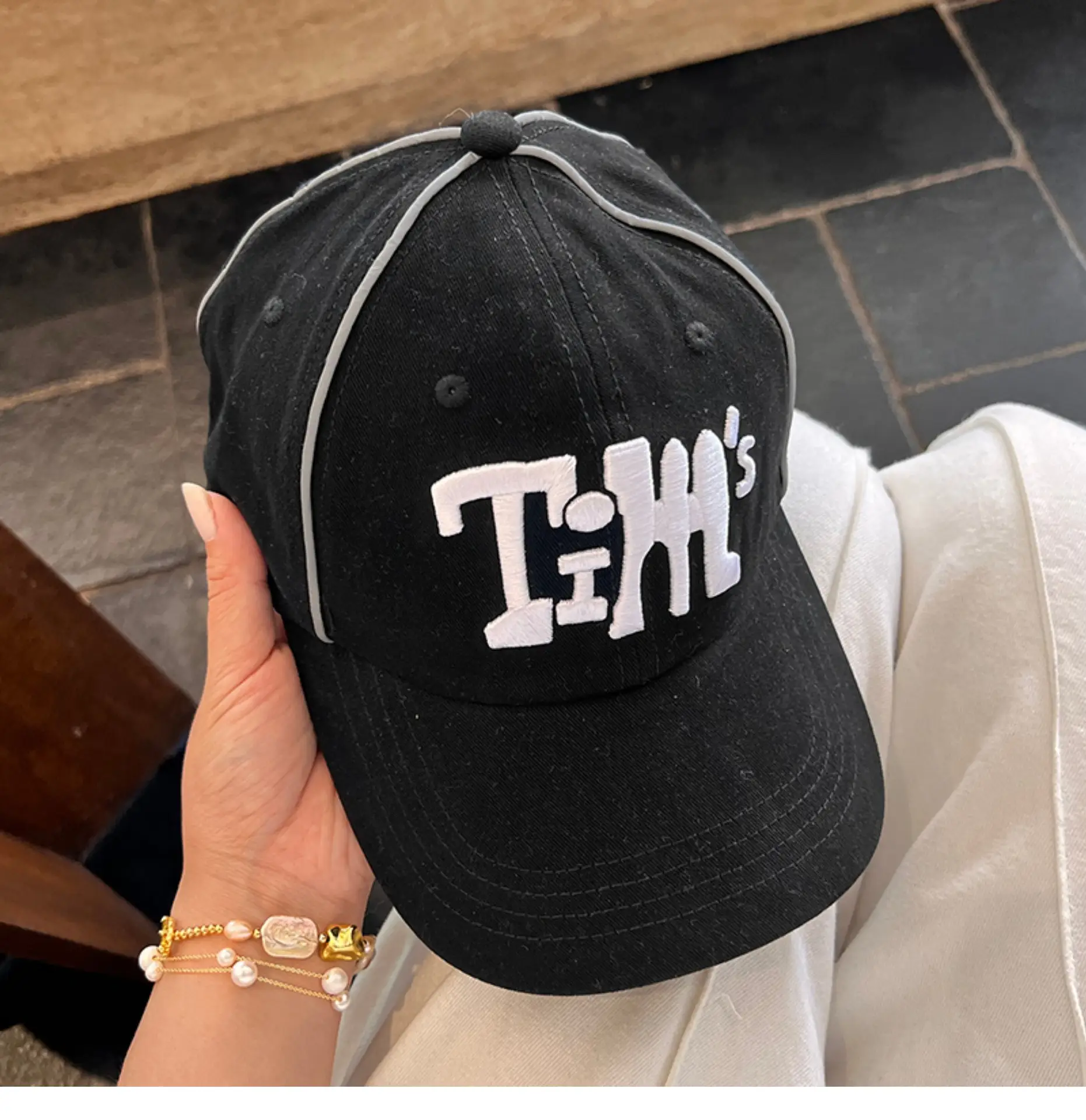 Women Korean Style Baseball Cap with Embroidered Design — feature 18