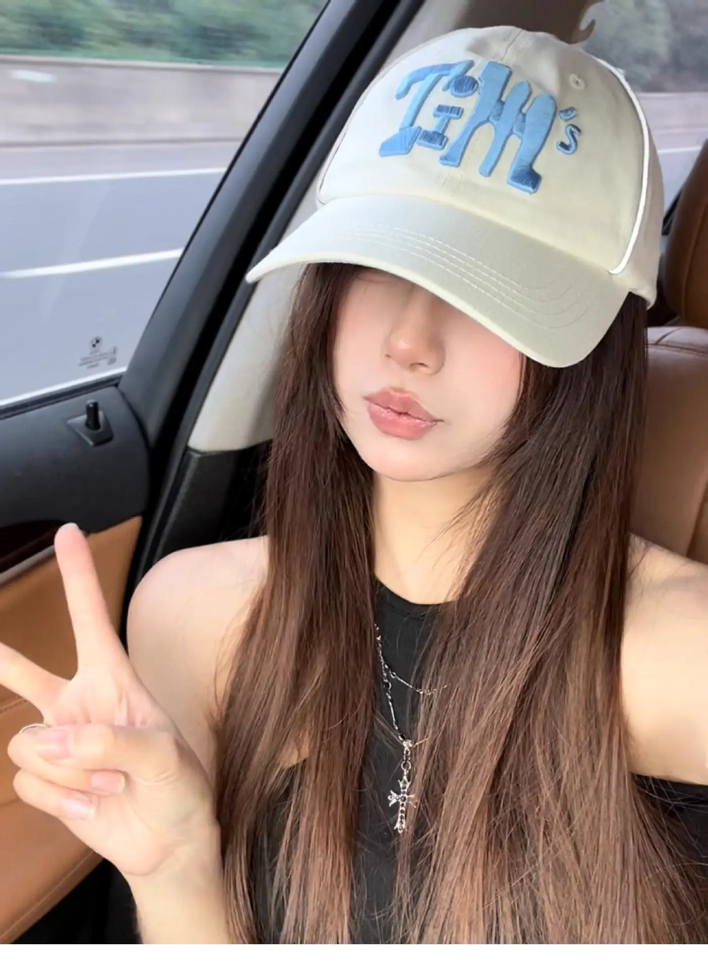 Women Korean Style Baseball Cap with Embroidered Design — feature 9