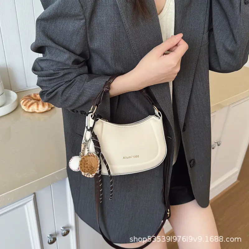 Women's Cream Leather Shoulder Bag with Charm — feature 14