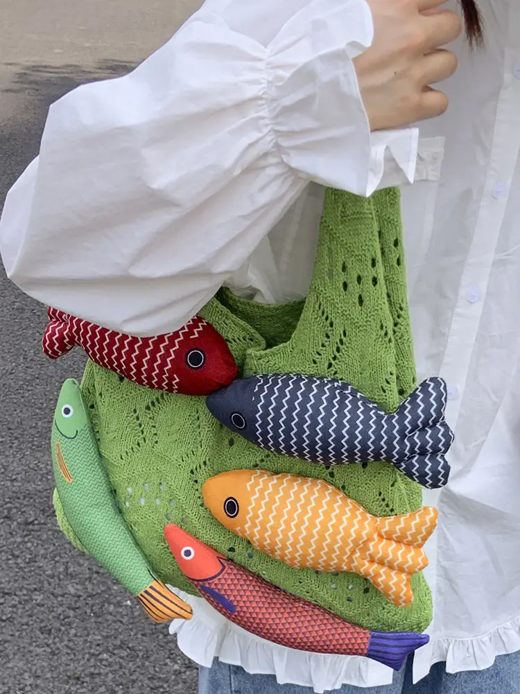 Retro Knitted Tassel Bag with Fish Design - Image 8