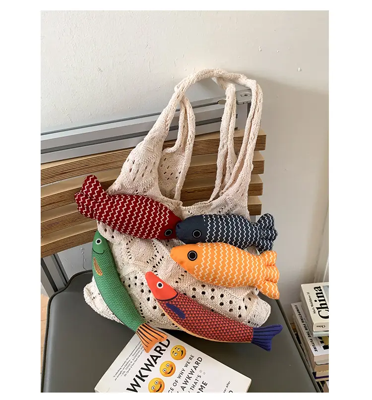 Retro Knitted Tassel Bag with Fish Design — feature 10