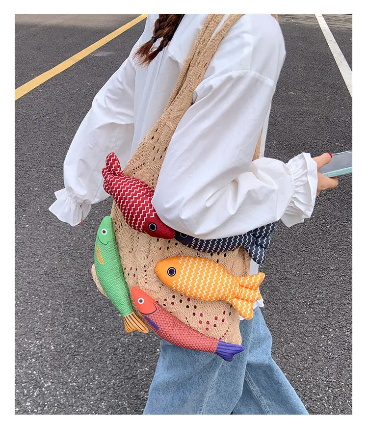 Retro Knitted Tassel Bag with Fish Design — feature 13