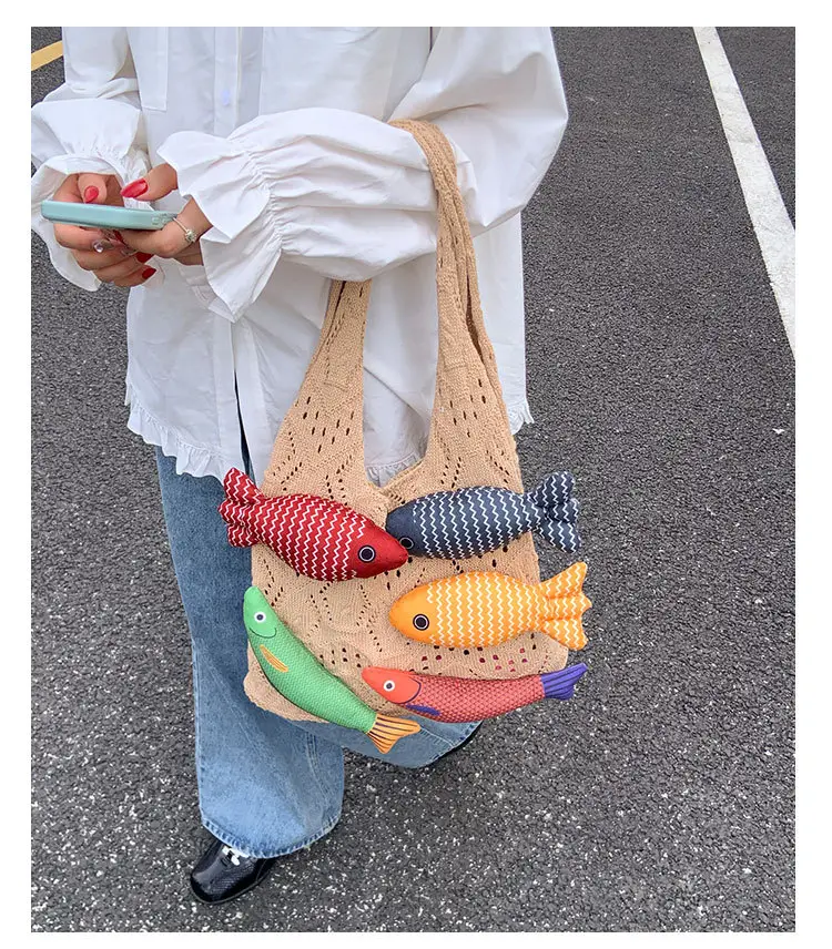 Retro Knitted Tassel Bag with Fish Design — feature 15