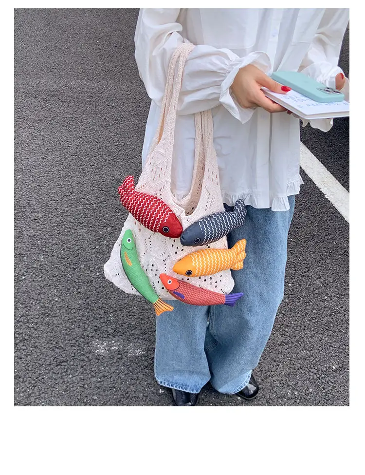 Retro Knitted Tassel Bag with Fish Design — feature 18