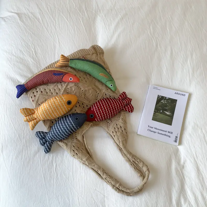 Retro Knitted Tassel Bag with Fish Design - Image 3