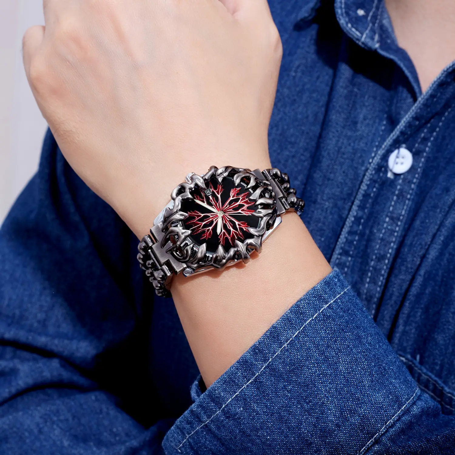 Men's Special Claw Alabaster Quartz Watch — feature 8