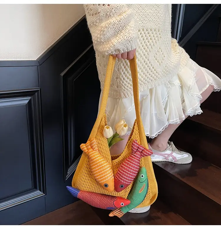 Vintage Fish Knitted Tote Bag with Leather Strap — feature 17