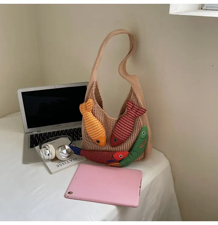Vintage Fish Knitted Tote Bag with Leather Strap — feature 8