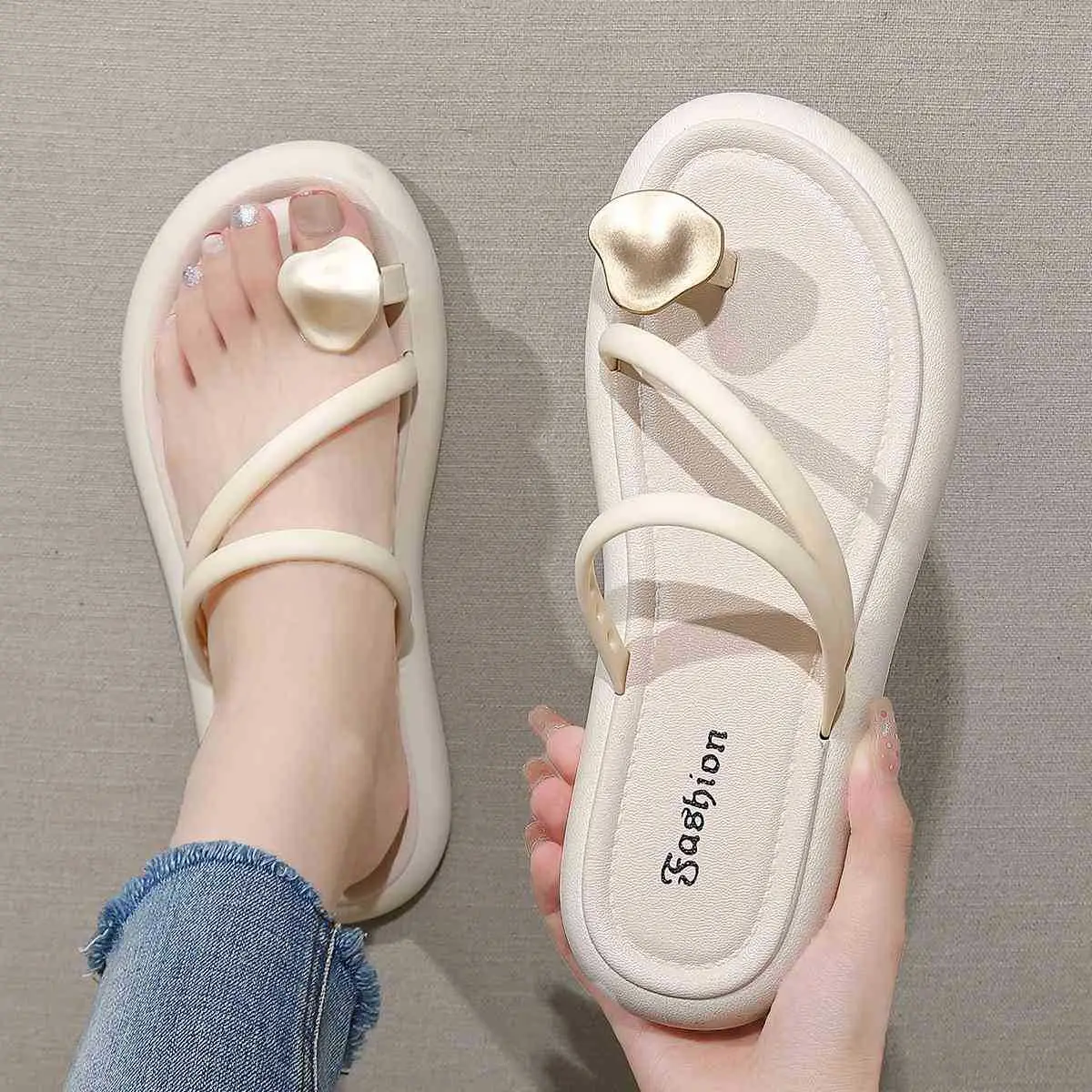 Women's Black & Beige Flat Slippers Summer - Image 4