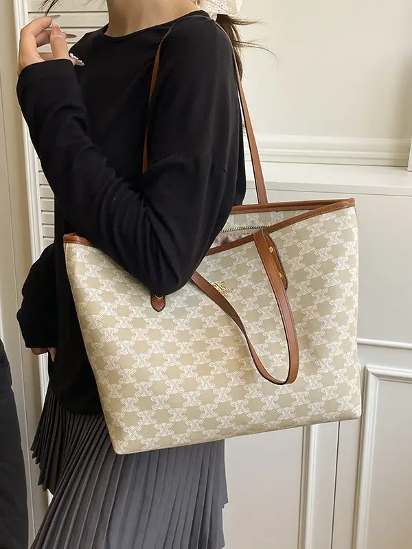 Large Capacity Women's Beige Monogram Shoulder Bag - Image 6