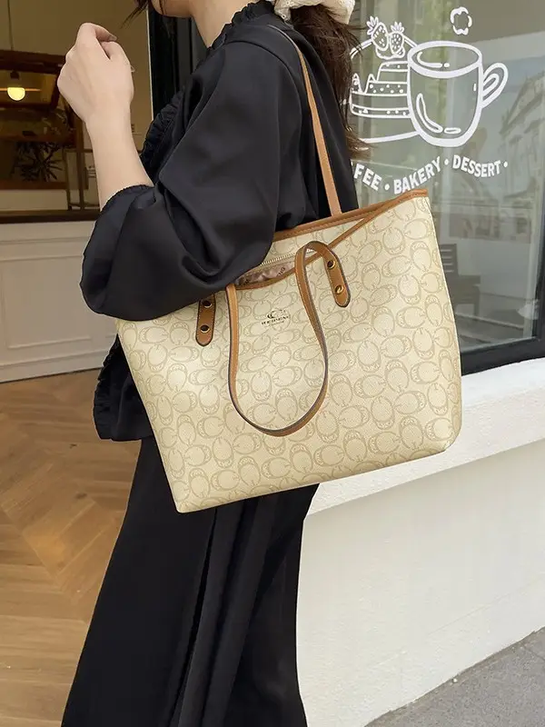 Large Capacity Women's Beige Monogram Shoulder Bag - Image 7